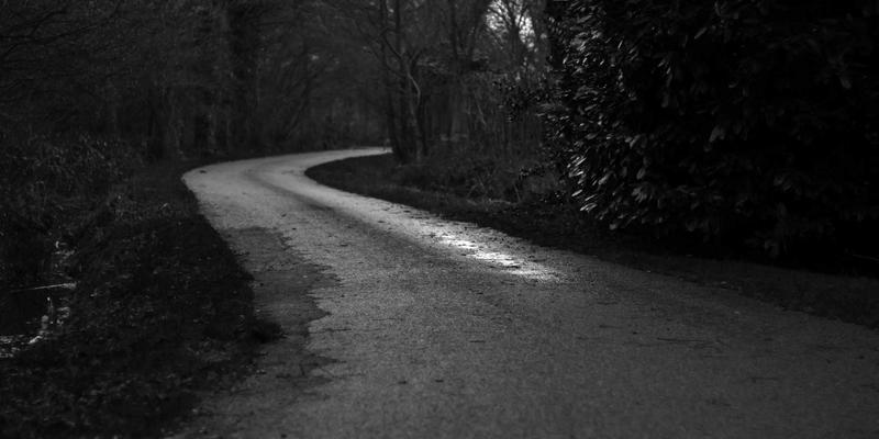 从SmartNIC到DPU:一文读懂网络功能硬件卸载的技术革命、生态博弈与实战场景